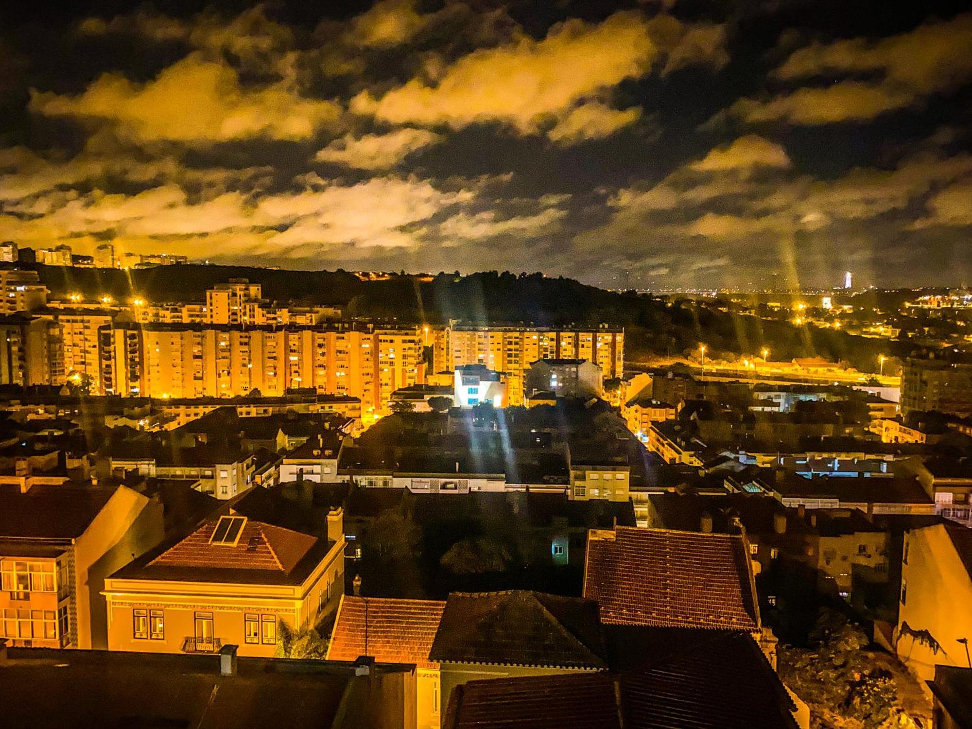 Ideally Located With Perfect Views Alges Εξωτερικό φωτογραφία
