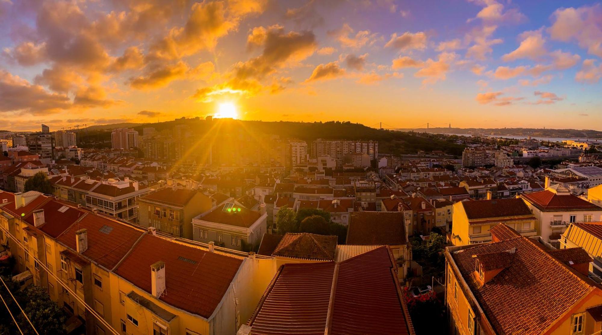 Ideally Located With Perfect Views Alges Εξωτερικό φωτογραφία