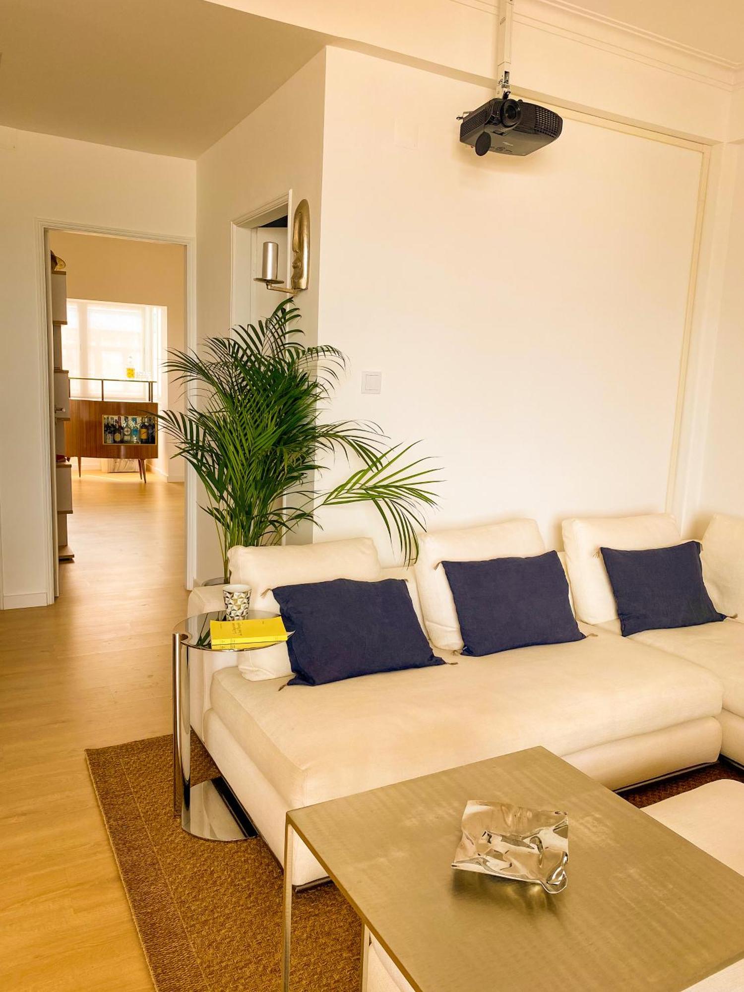 Ideally Located With Perfect Views Alges Εξωτερικό φωτογραφία